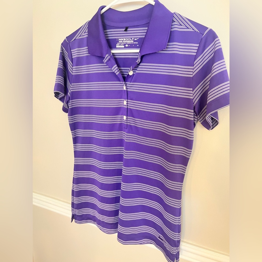 Woman’s Nike Golf Shirt